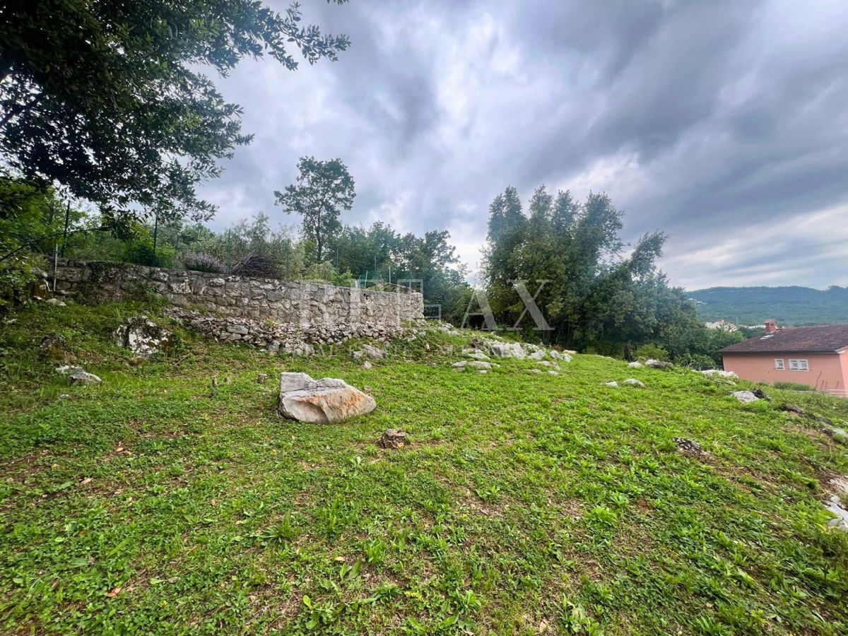 Oprić, Lovran - terreno edificabile con vista mare
