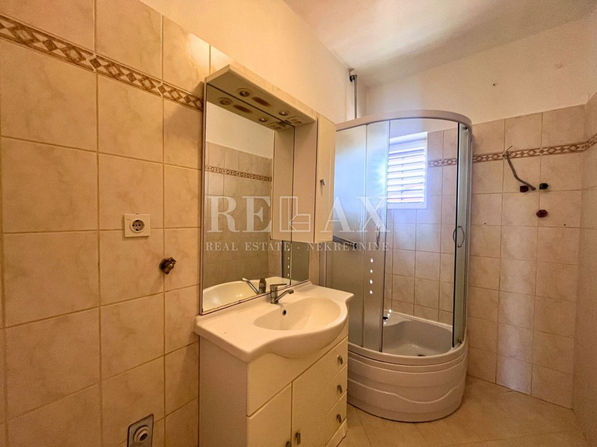 Senj - spazioso appartamento nel centro più ampio