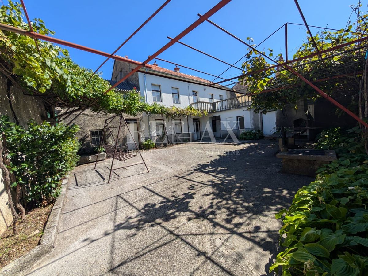 Casa Tribalj, Vinodolska Općina, 300m2