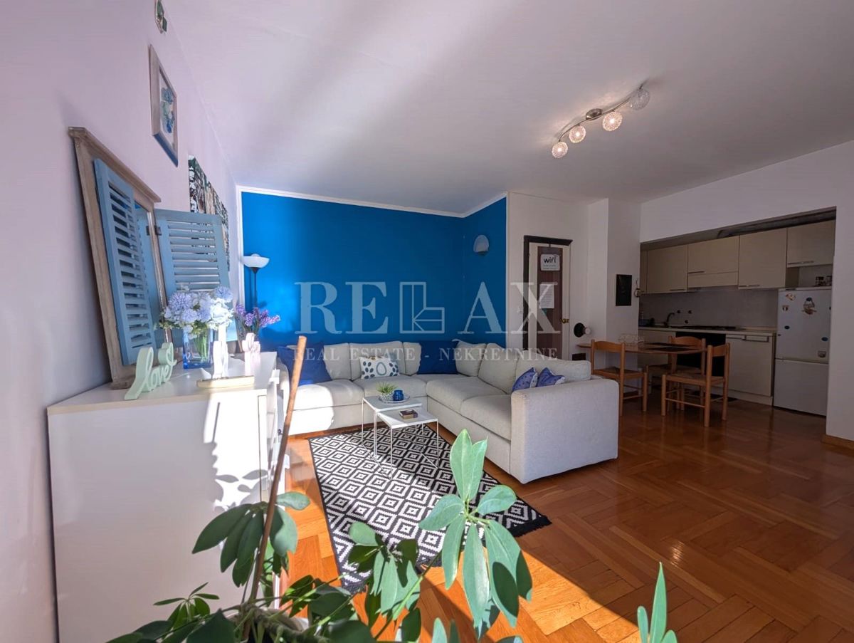 Senj – Appartamento con due camere da letto e vista mare