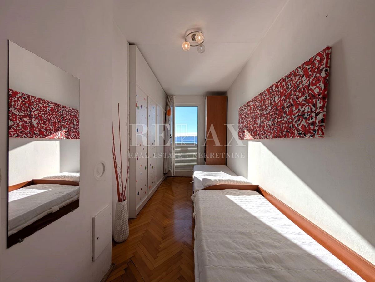 Senj – Appartamento con due camere da letto e vista mare
