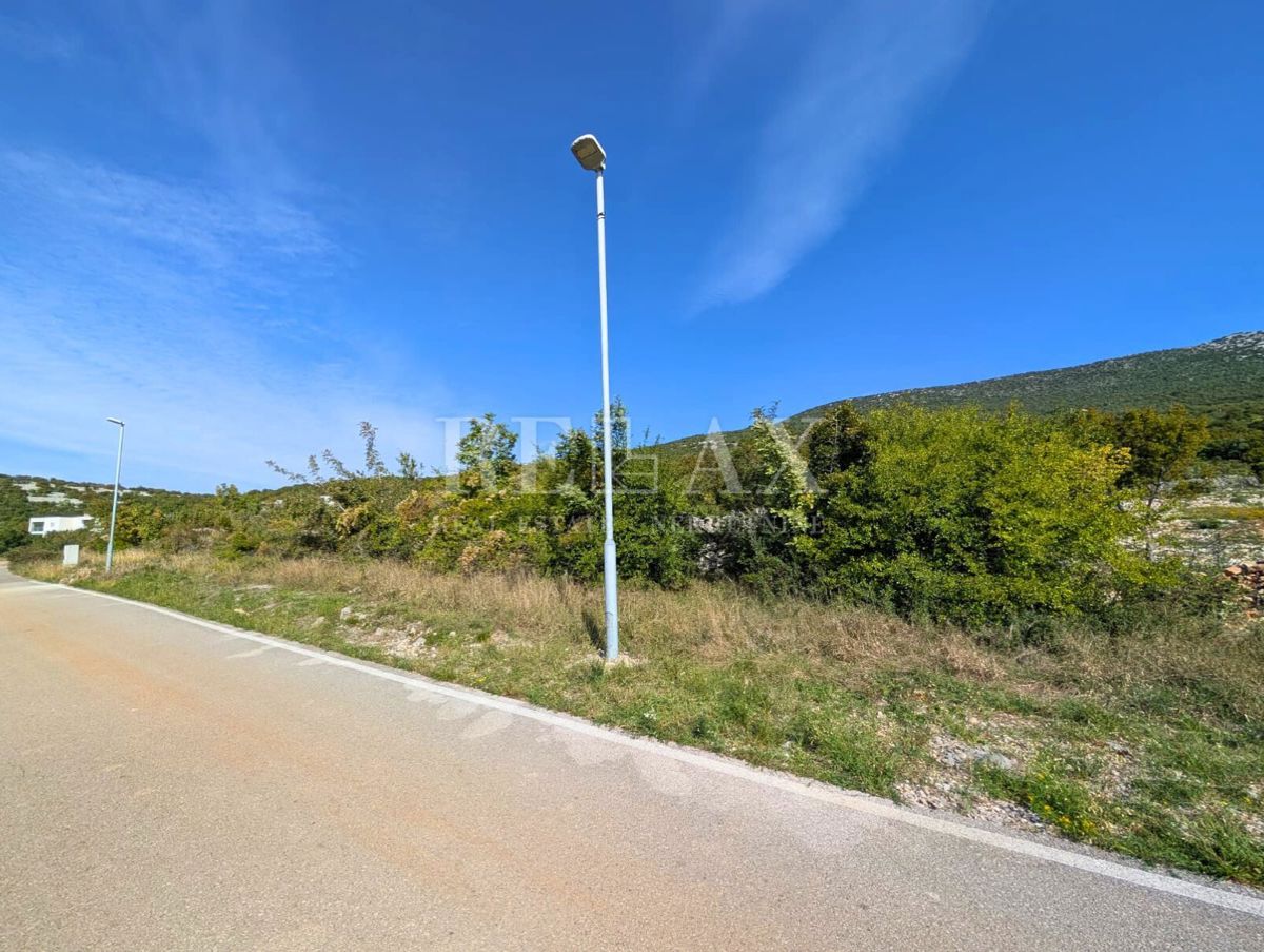 Smokvica Krmpotska - terreno edificabile, 3938 m2