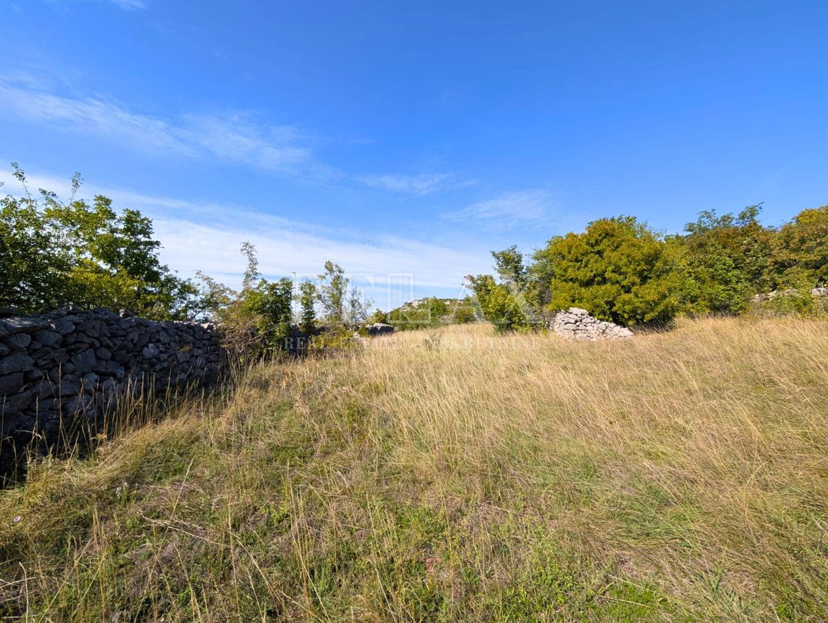 Smokvica Krmpotska - terreno edificabile, 3938 m2