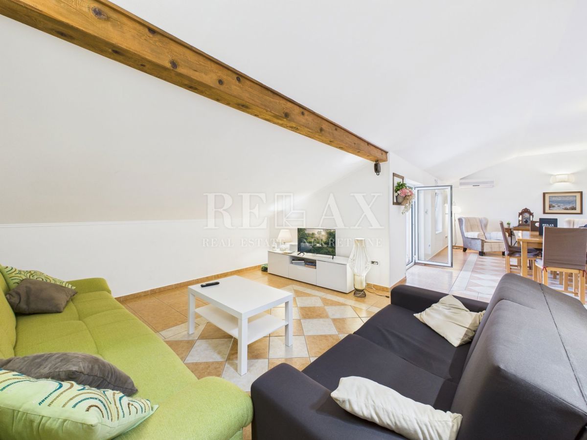 Jadranovo – appartamento con terrazza, a 70 m dal mare