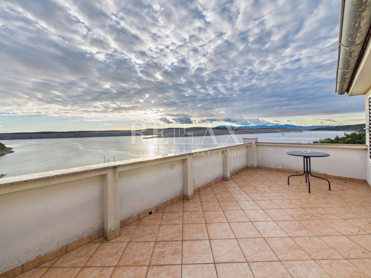 Jadranovo – appartamento con terrazza, a 70 m dal mare