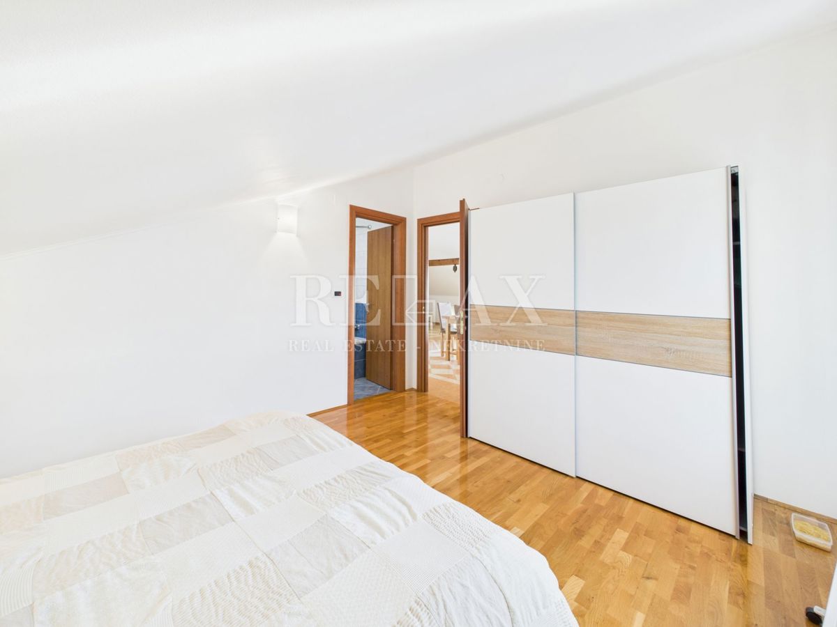 Jadranovo – appartamento con terrazza, a 70 m dal mare