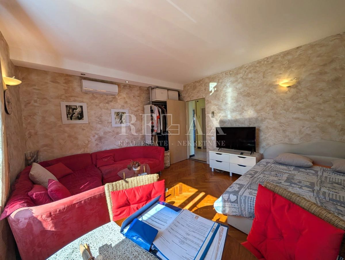 Rijeka, Turnić – confortevole appartamento di 65 m², due balconi