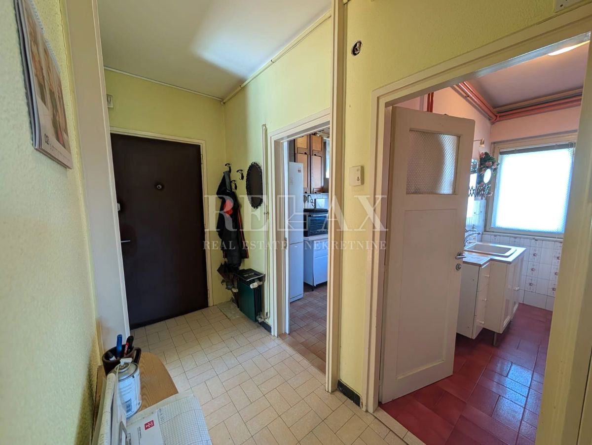 Rijeka, Turnić – confortevole appartamento di 65 m², due balconi