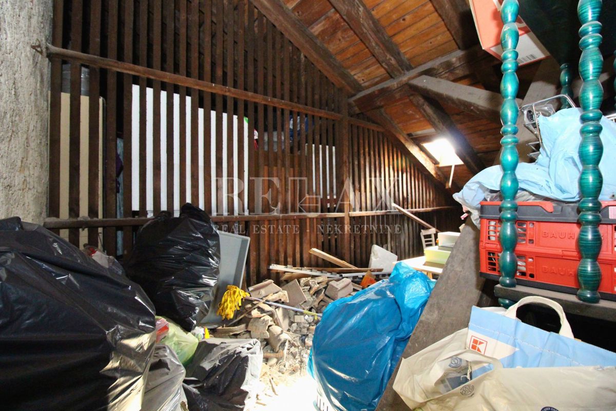 Rijeka - appartamento in centro città, vista mare