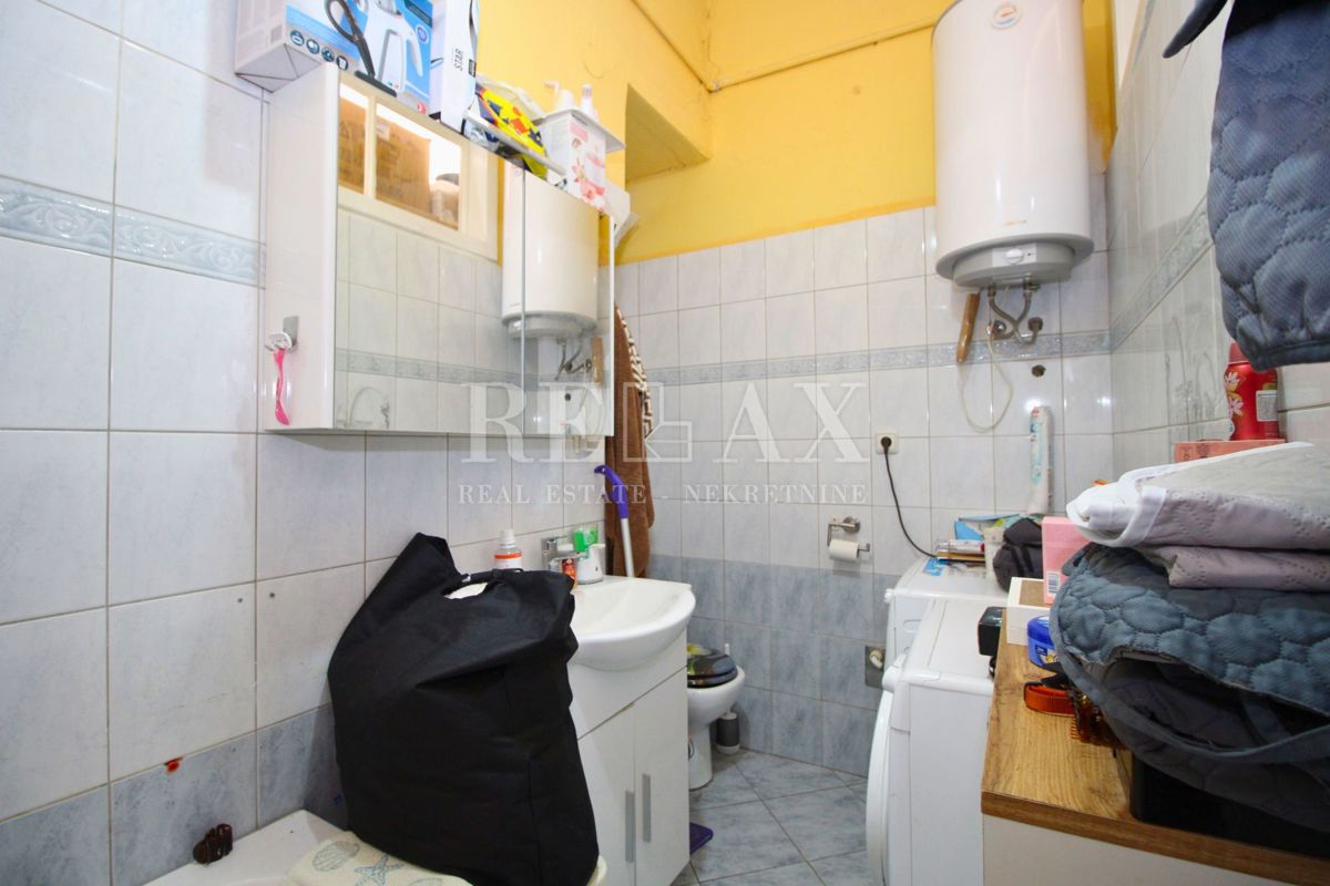 Rijeka - appartamento in centro città, vista mare