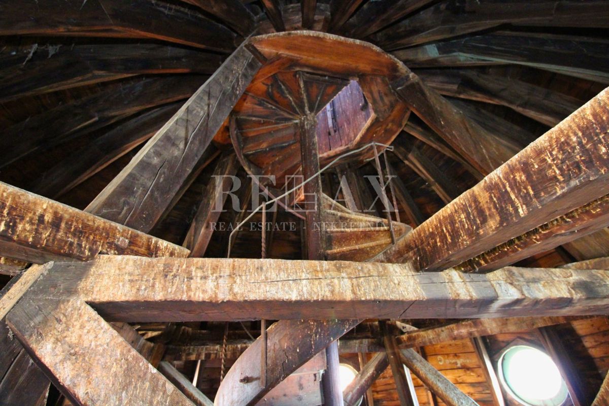 Rijeka - appartamento in centro città, vista mare