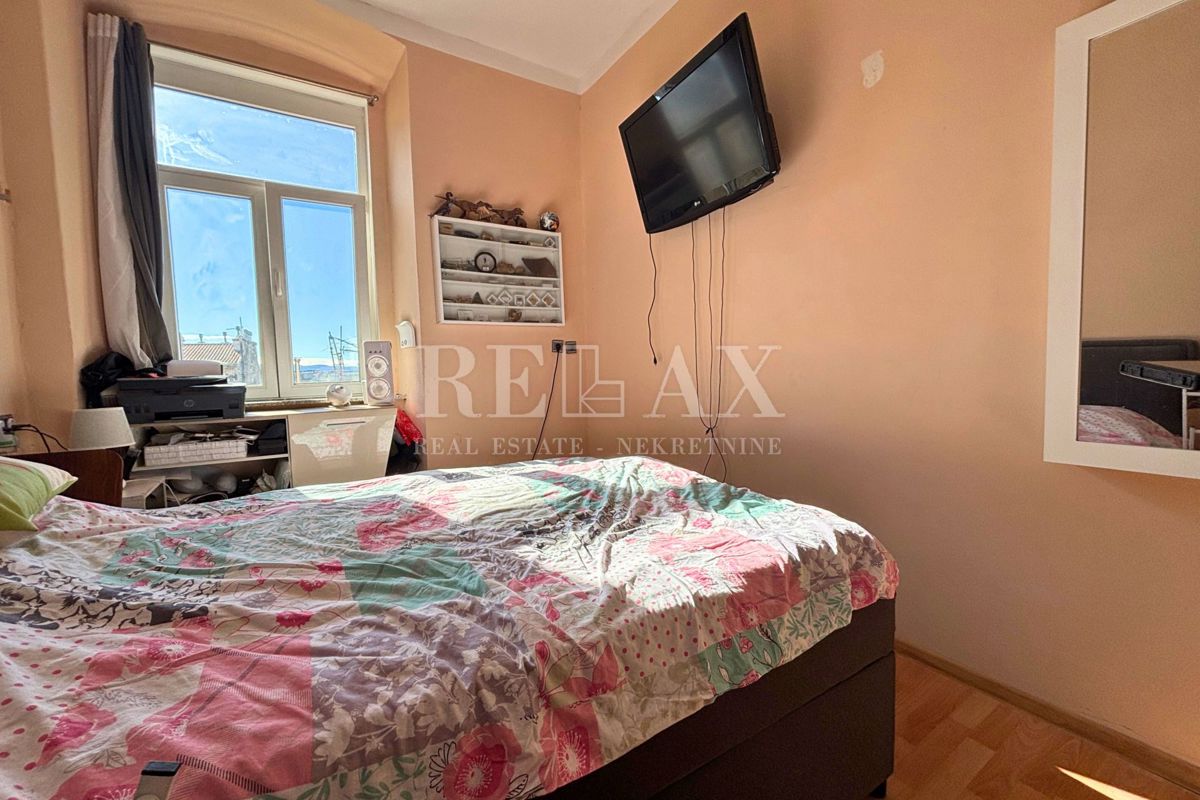 Rijeka - appartamento in centro città, vista mare