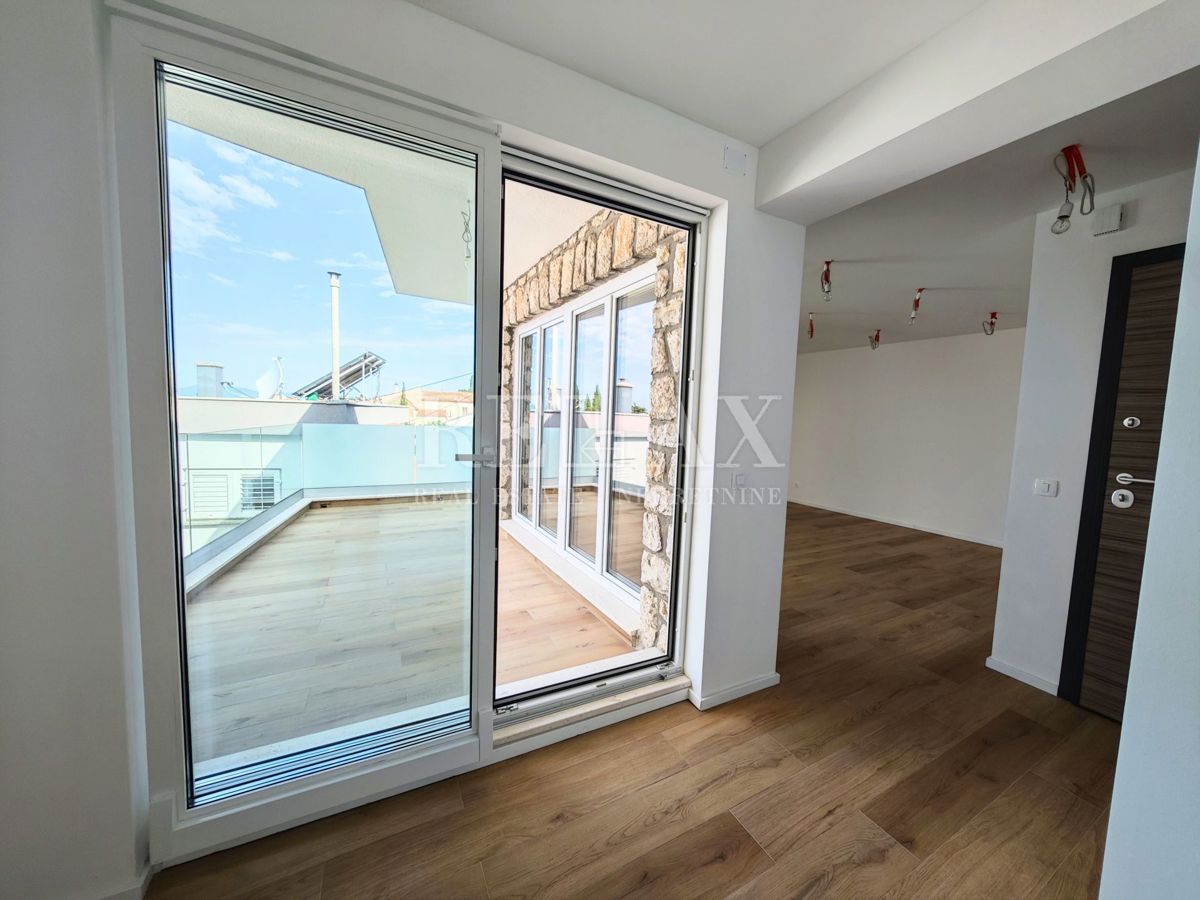 Crikvenica - appartamento di lusso con garage