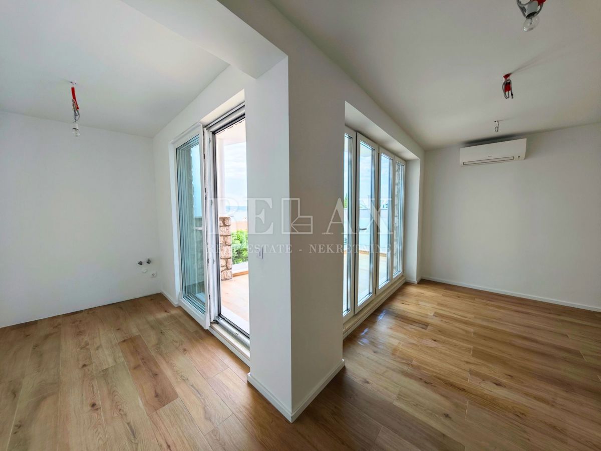 Crikvenica - appartamento di lusso con garage