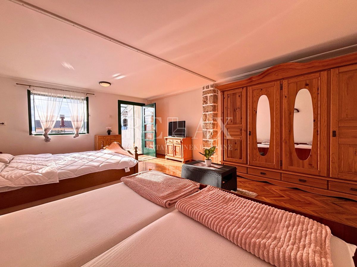 Selce - casa a schiera con terrazza