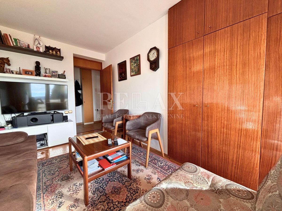 Crikvenica - appartamento in posizione tranquilla, vista