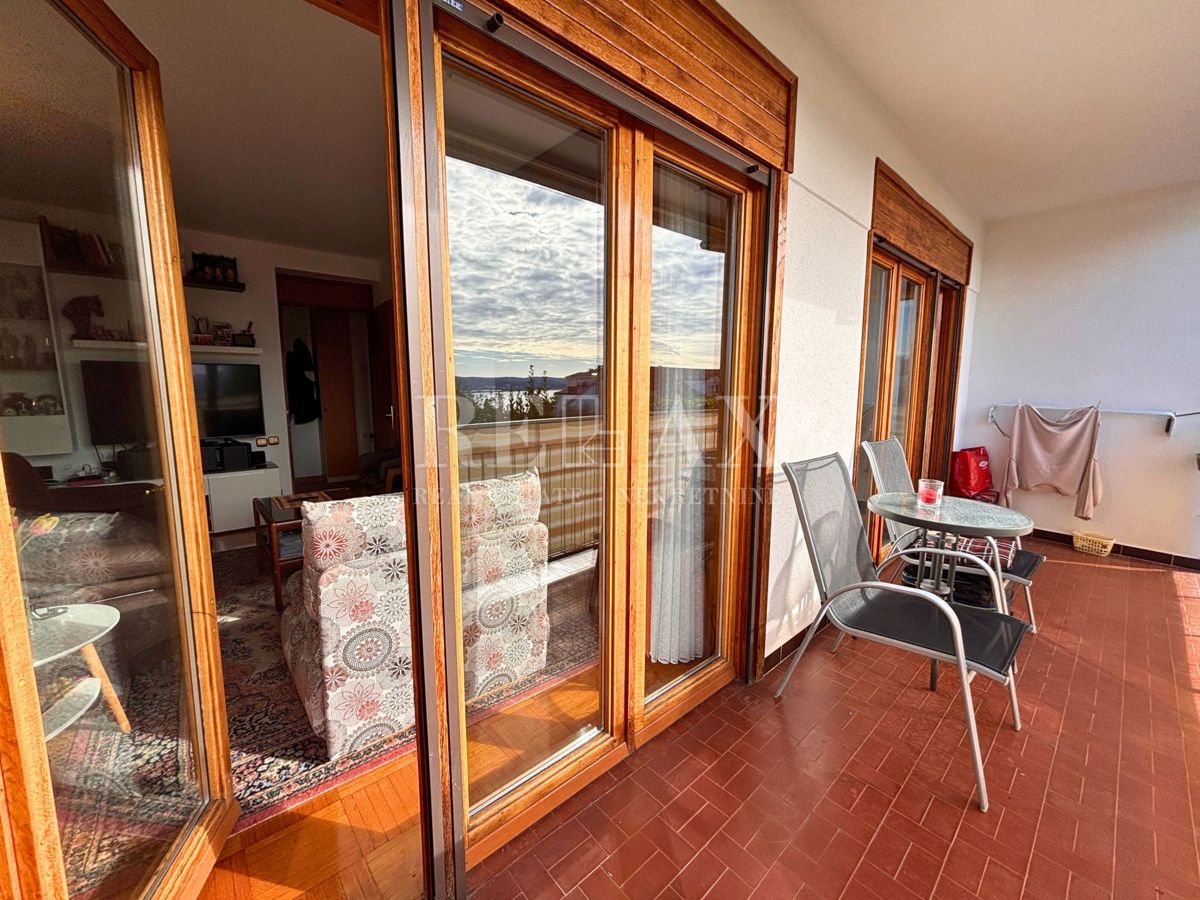 Crikvenica - appartamento in posizione tranquilla, vista