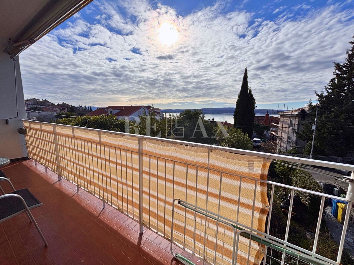 Crikvenica - appartamento in posizione tranquilla, vista