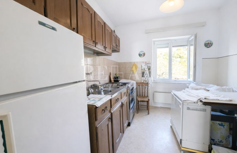 Rijeka, Kantrida - Appartamento di 120m2 prima fila al mare