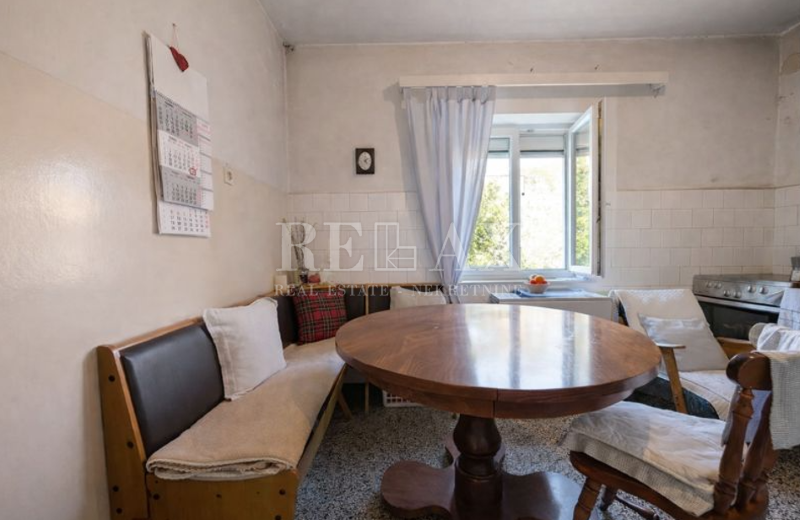 Rijeka, Kantrida - Appartamento di 120m2 prima fila al mare