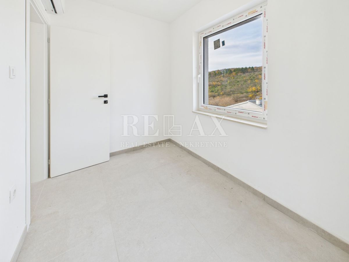 Povile - appartamento con due camere, con vista mare, nuova costruzione