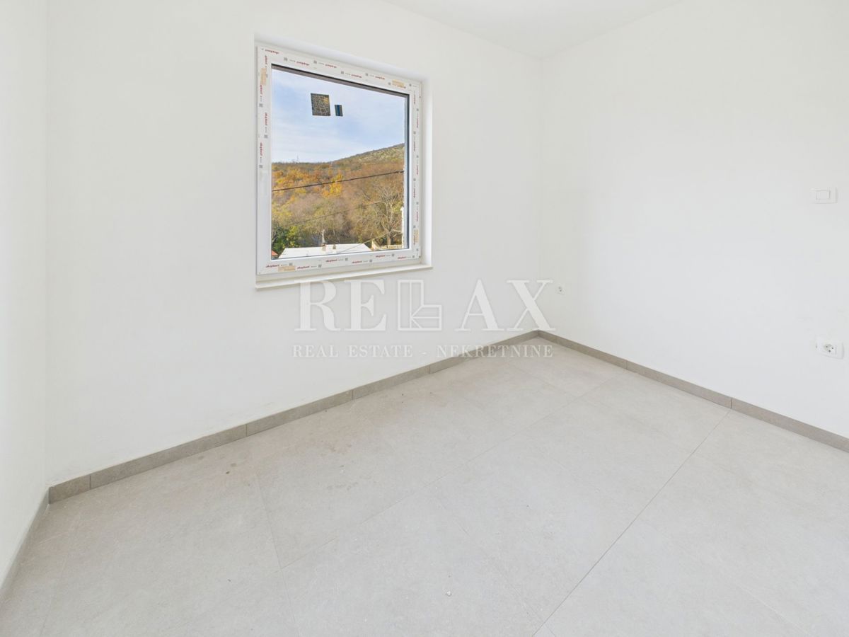 Povile - appartamento con due camere, con vista mare, nuova costruzione