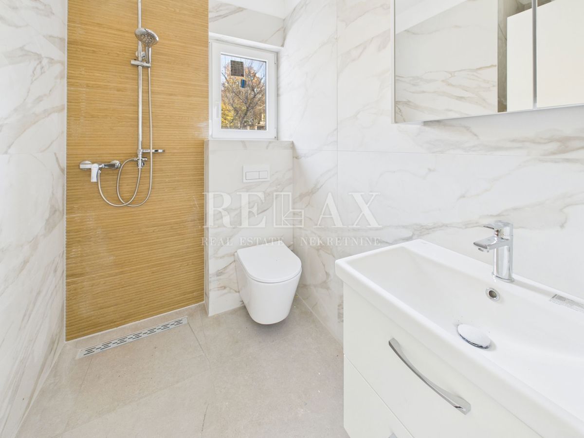 Povile - appartamento con due camere, con vista mare, nuova costruzione