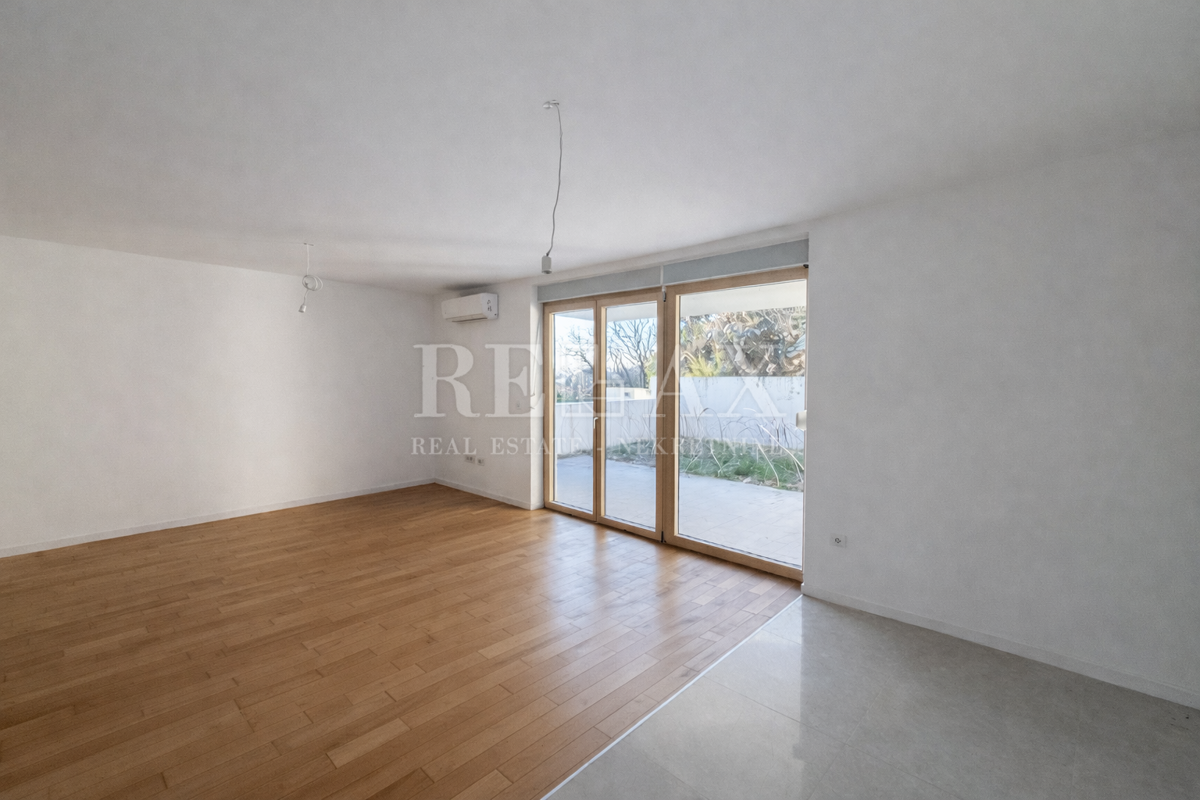 Crikvenica - appartamento con giardino, nuova costruzione