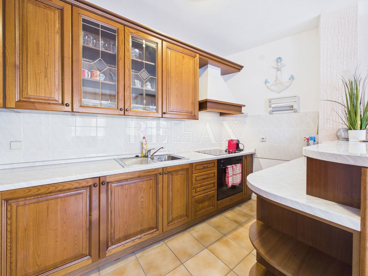 Crikvenica - appartamento con una camera e vista mare