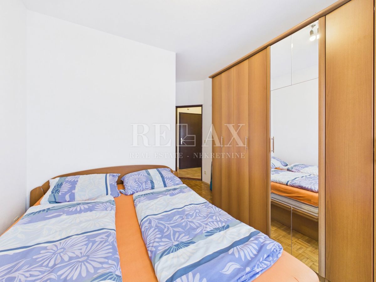 Crikvenica - appartamento con una camera e vista mare