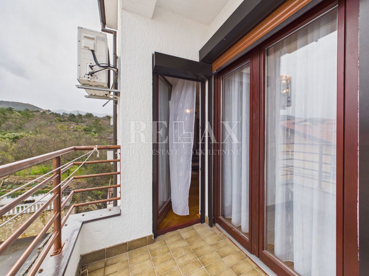 Crikvenica - appartamento con una camera e vista mare