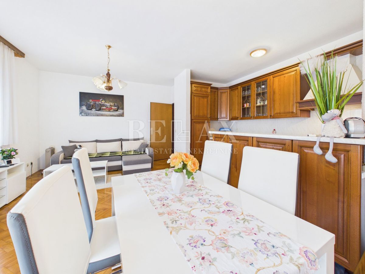 Crikvenica - appartamento con una camera e vista mare