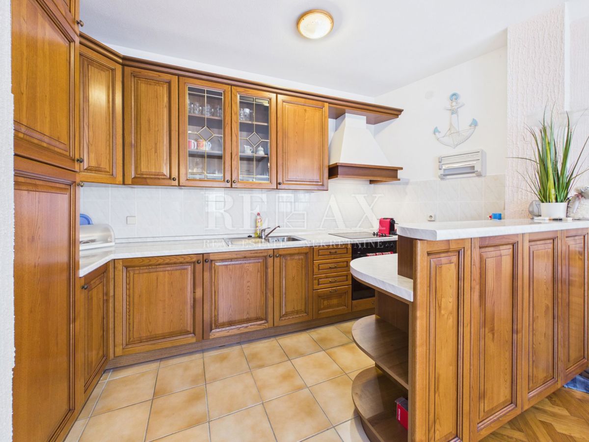 Crikvenica - appartamento con una camera e vista mare