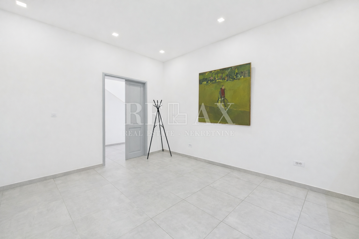 Bribir – Casa in pietra ristrutturata con interni moderni e piscina