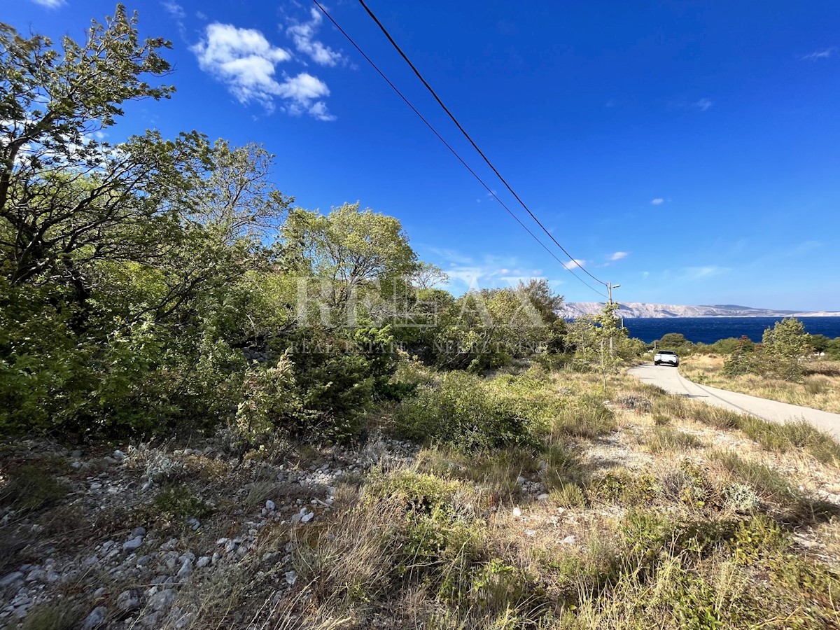 NOVI VINODOLSKI, SIBINJ KRMPOTSKI - Due ampi campi con vista sul mare