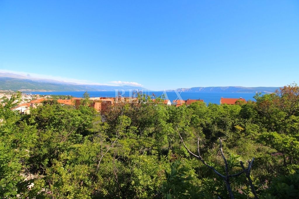 NOVI VINODOLSKI - Ampio terreno a picco sul mare