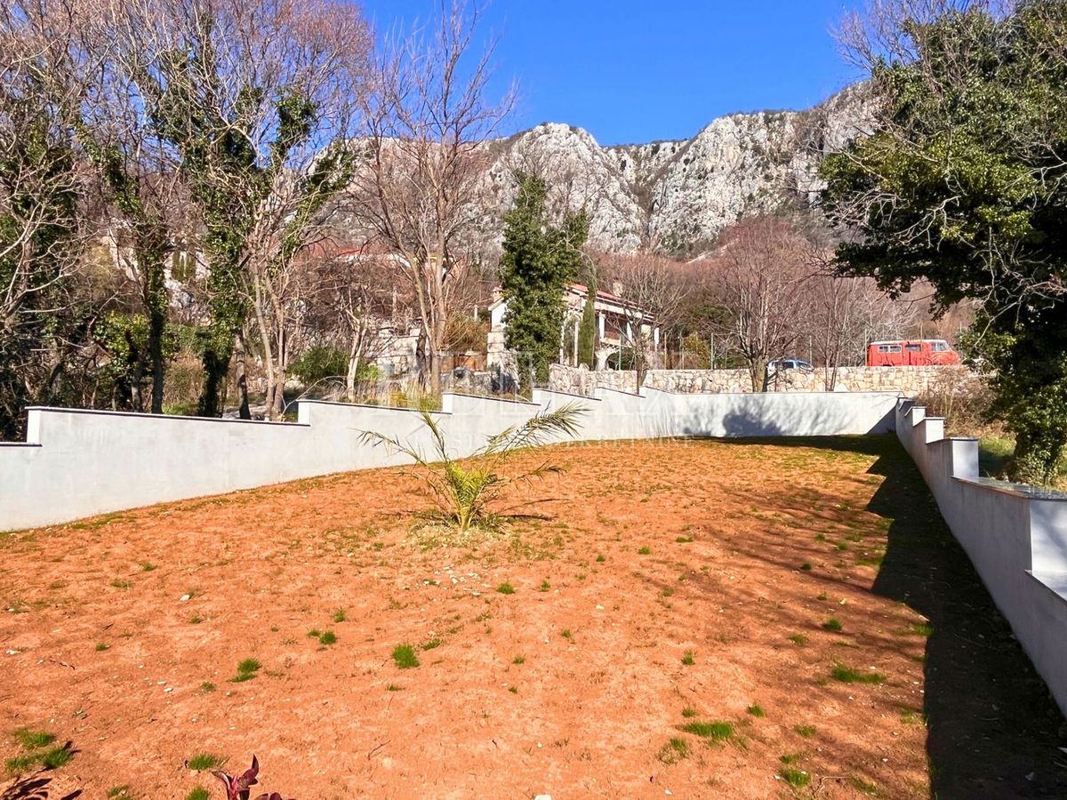 Bribir - villa con piscina e ampio giardino