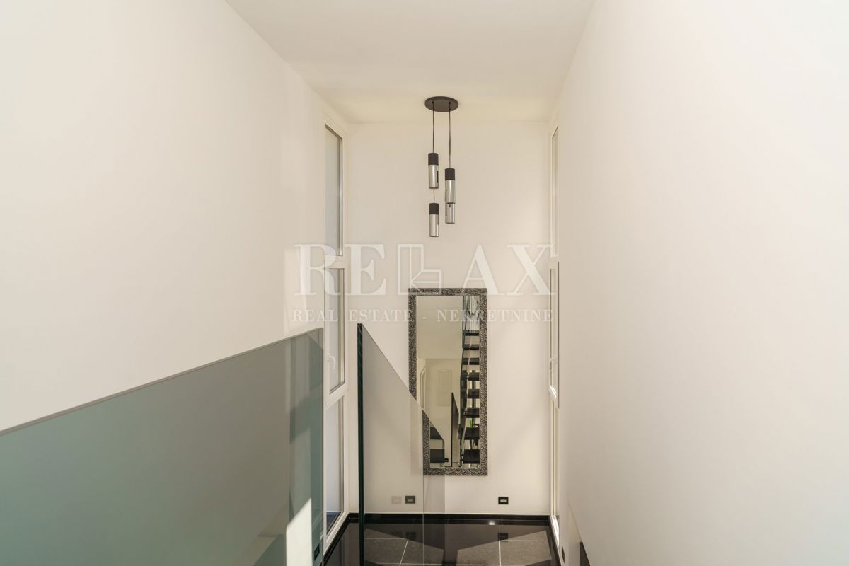 Bribir - villa con piscina e ampio giardino