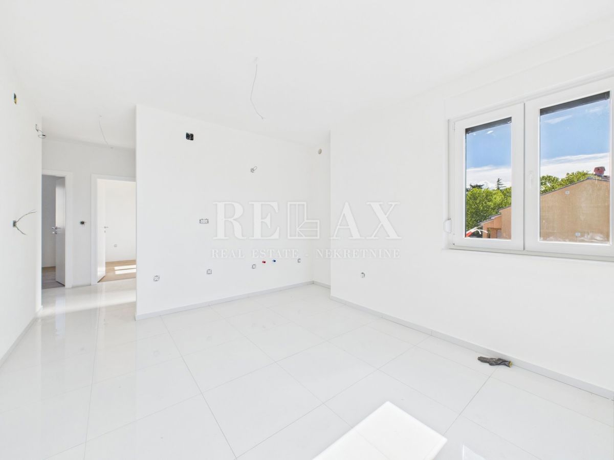 Novi Vinodolski - appartamento in posizione tranquilla, nuovo edificio