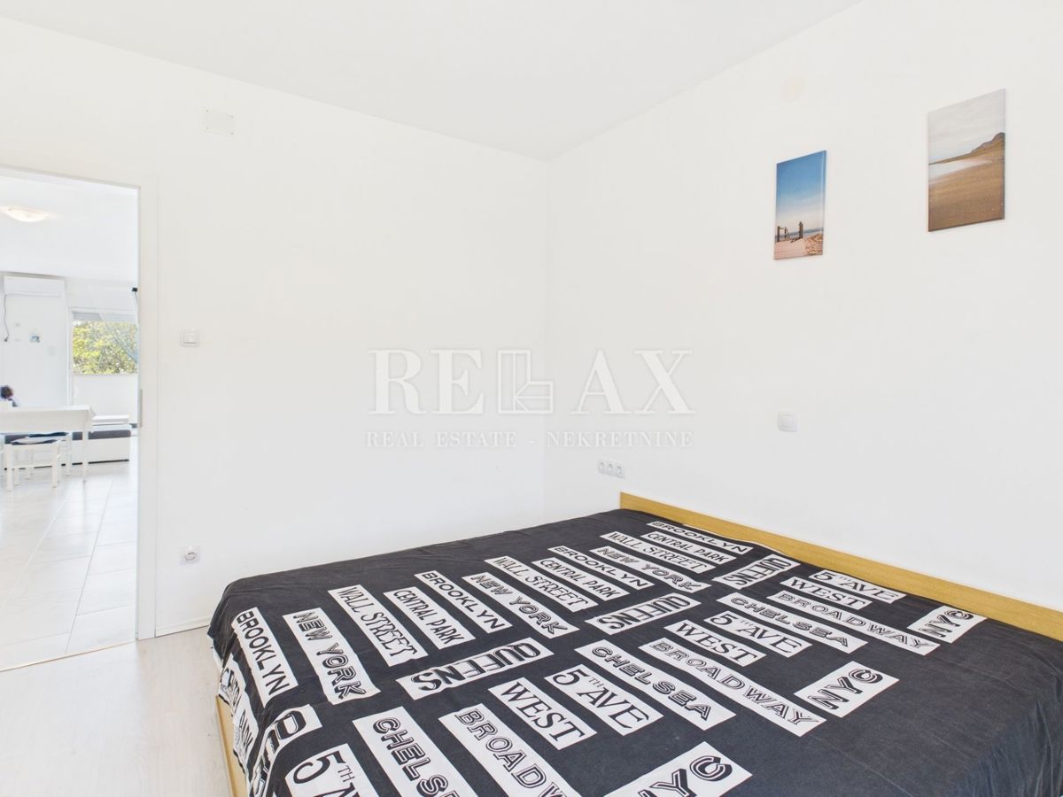 Povile - piano con due appartamenti