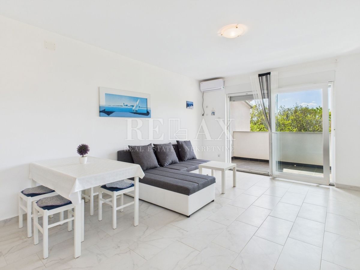 Povile - piano con due appartamenti