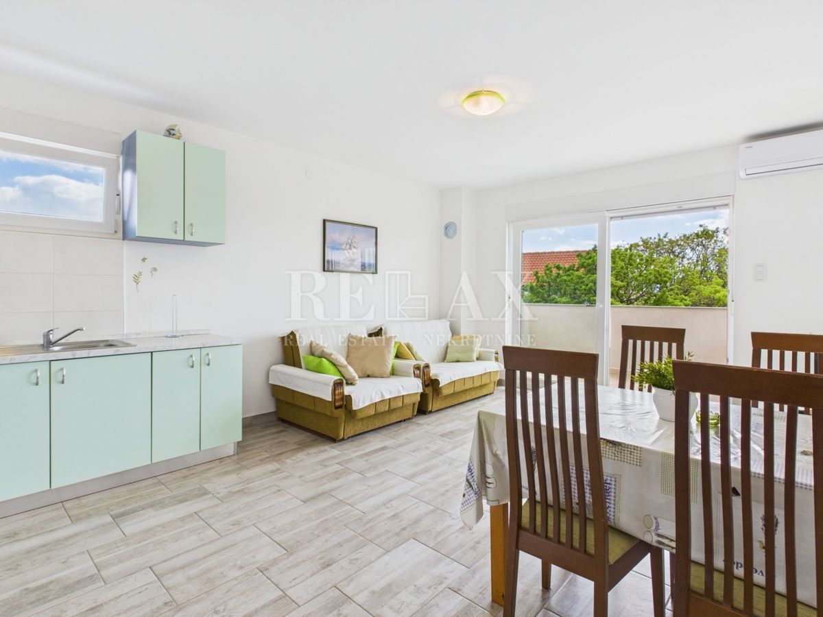 Povile - piano con due appartamenti