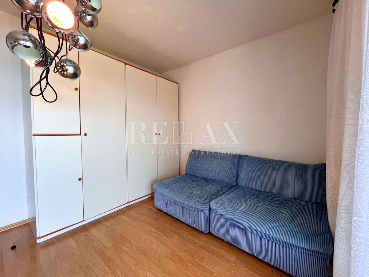 Klenovica - appartamento con una bellissima vista sul mare