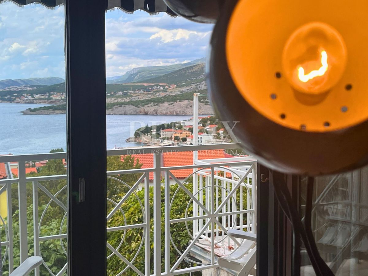 Klenovica - appartamento con una bellissima vista sul mare