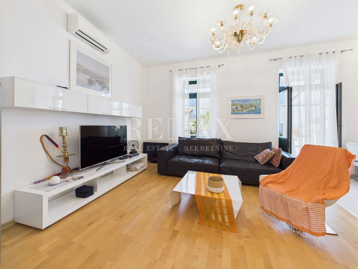 Crikvenica - appartamento con ampia terrazza