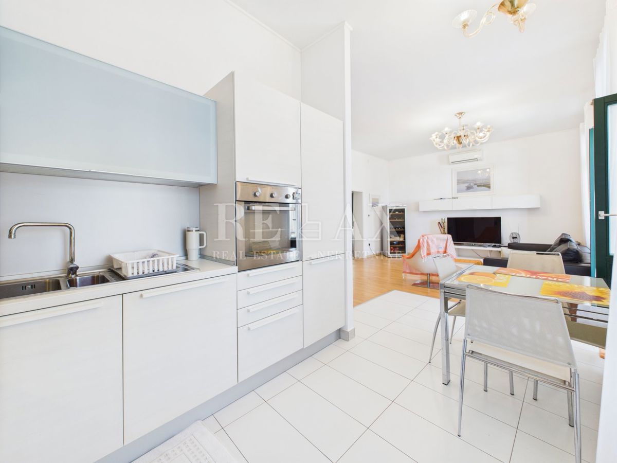 Crikvenica - appartamento con ampia terrazza