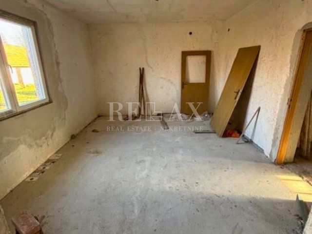 Lapat, Plaški - fattoria