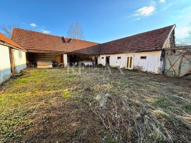 Lapat, Plaški - fattoria