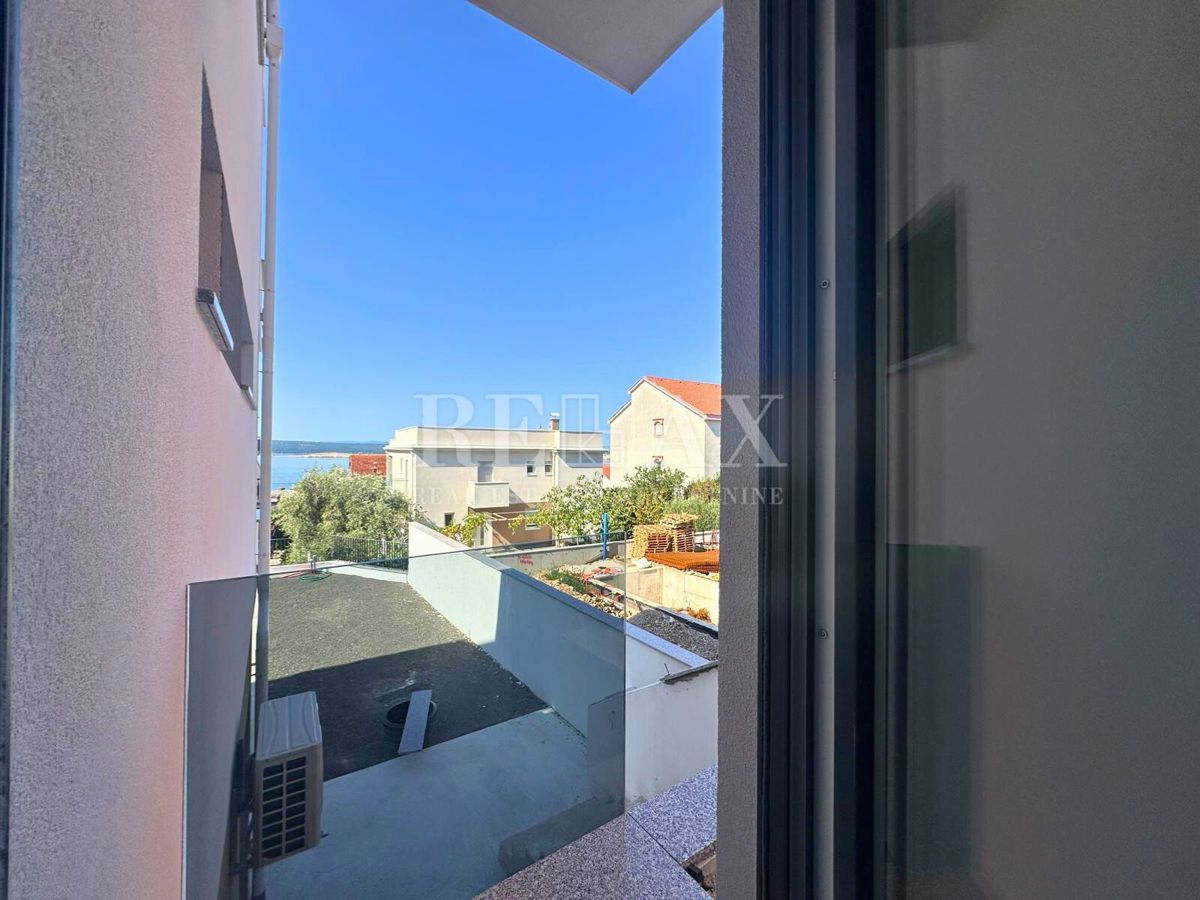 Dramalj - appartamento duplex con piscina, nuova costruzione