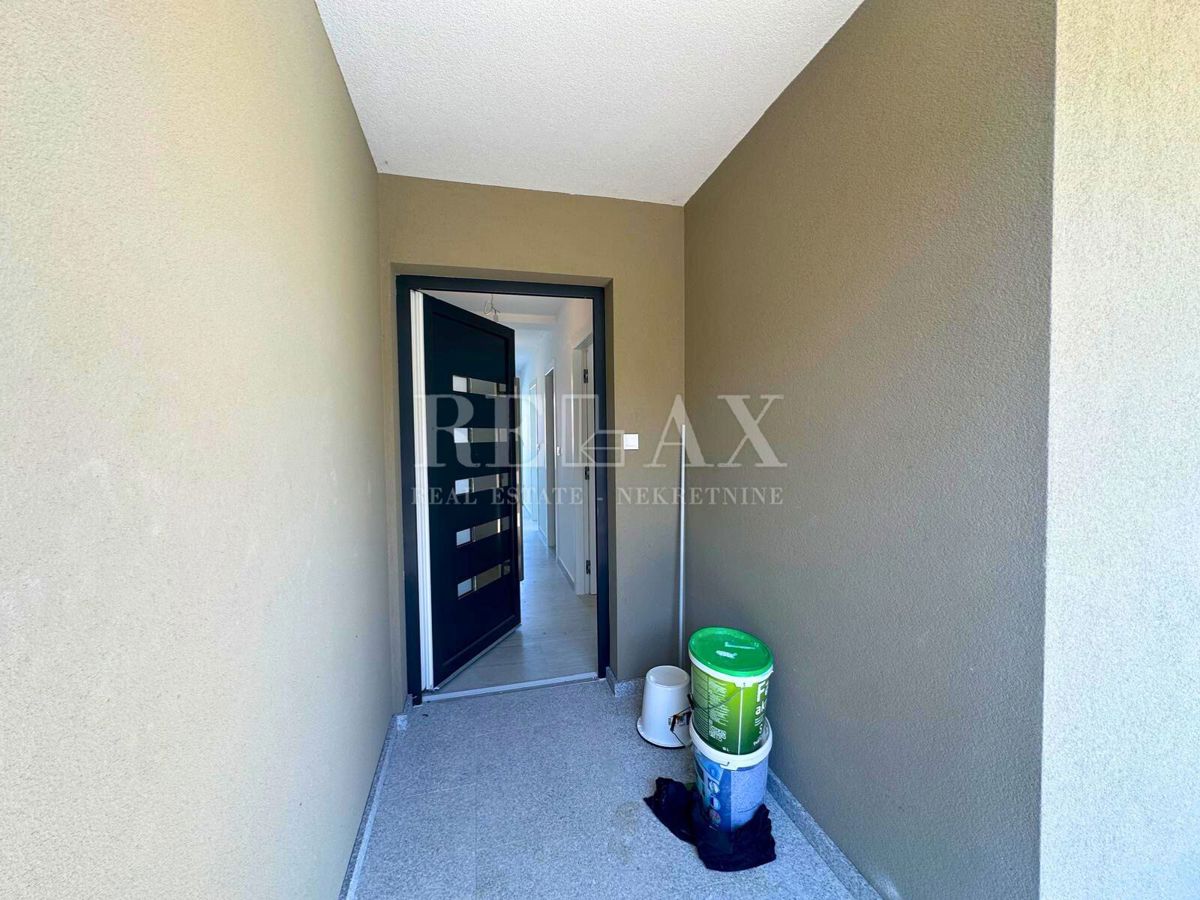 Dramalj - appartamento duplex con piscina, nuova costruzione